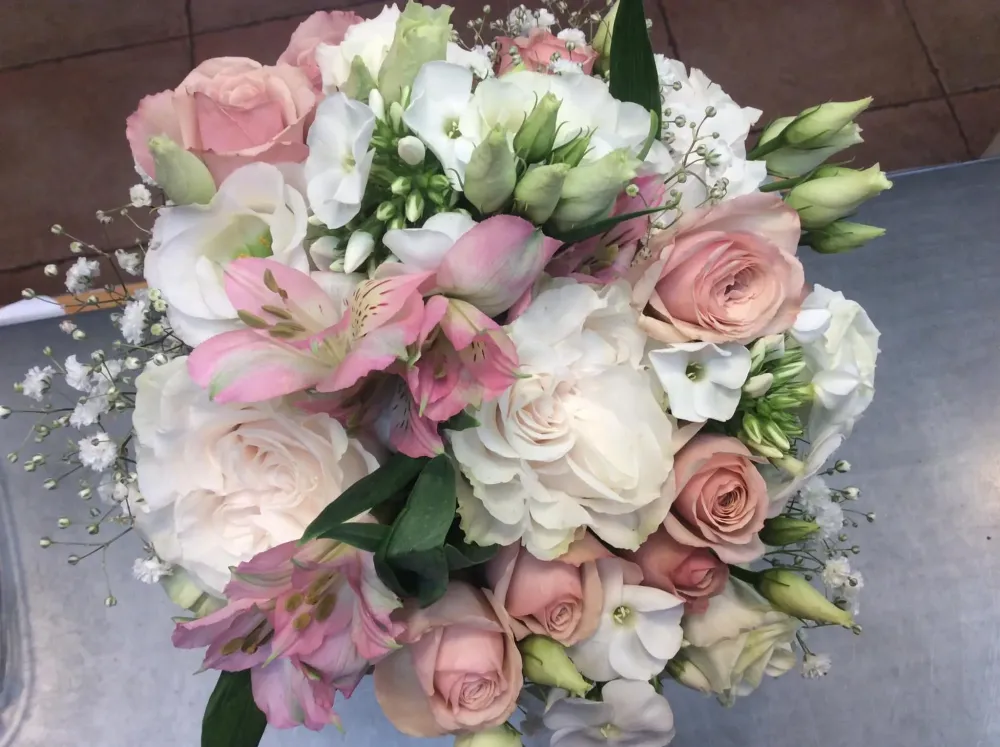 bouquet de mariage à Lanmeur